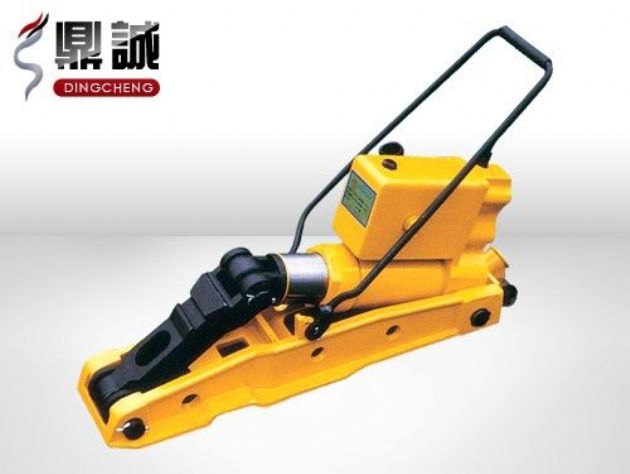 點擊查看詳細信息<br>標(biāo)題：液壓起撥道機 閱讀次數(shù)：4559