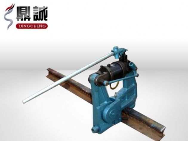 點(diǎn)擊查看詳細(xì)信息<br>標(biāo)題：液壓鋼軌擠孔機(jī) 閱讀次數(shù)：4844